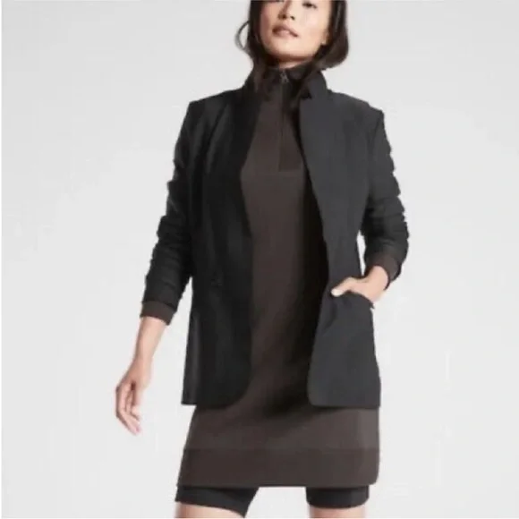 NWOT Athleta Interstellar Blazer, Black in size 16